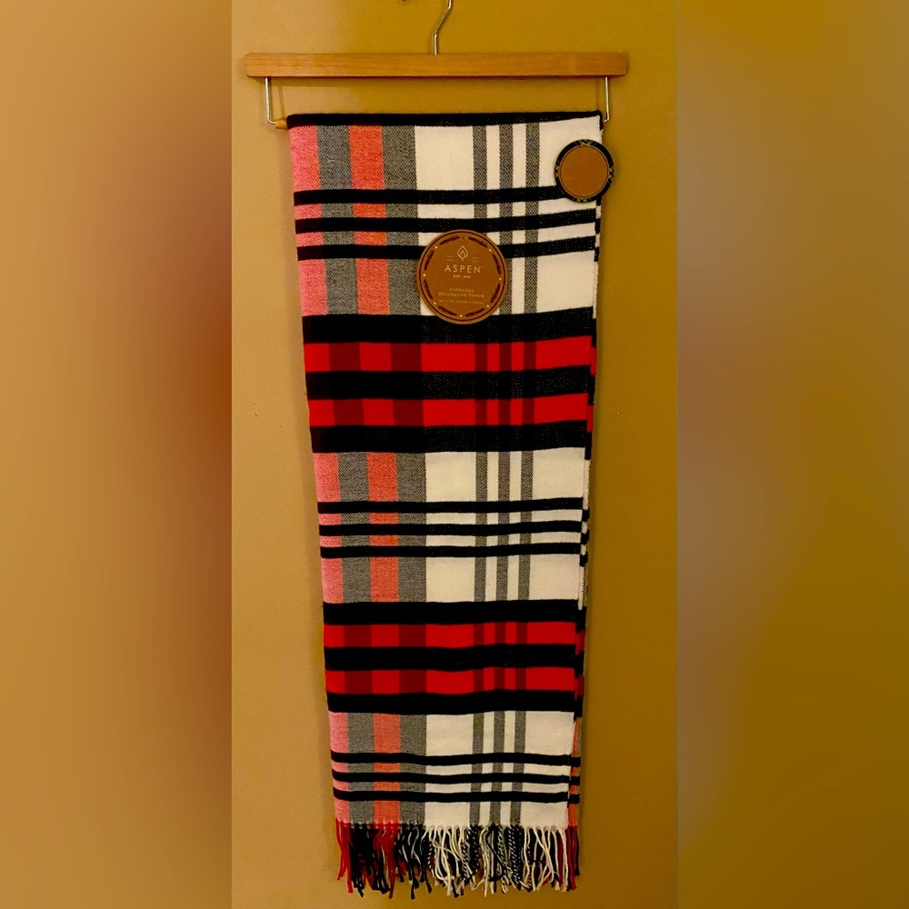Aspen Oversized Decorative Throw